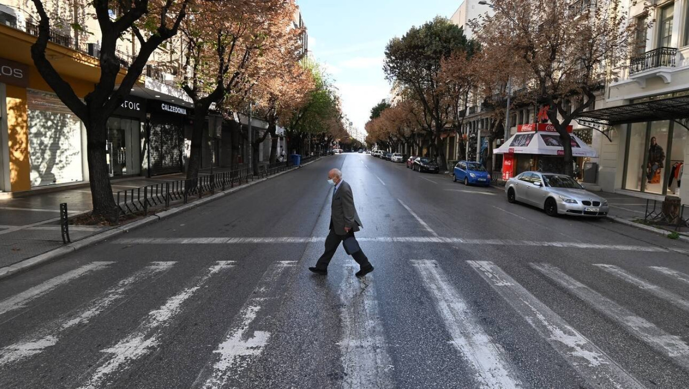 Εκτίμηση ότι στα μέσα Δεκεμβρίου θα πέσουμε στα 500 κρούσματα τη μέρα