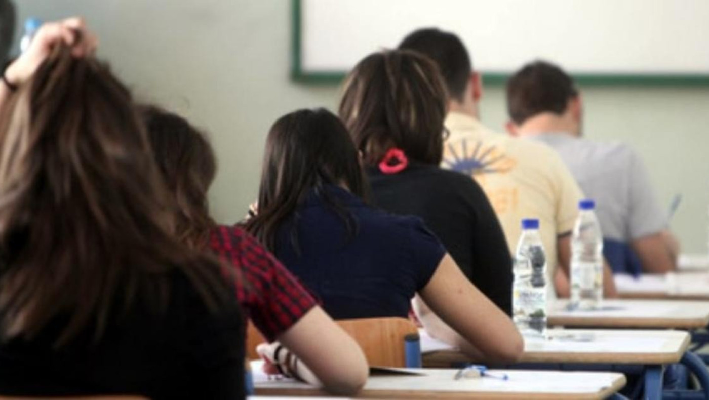 Παπαευαγγέλου: «Στόχος να εμβολιαστούν μαθητές πριν την έναρξη της επόμενης χρονιάς»