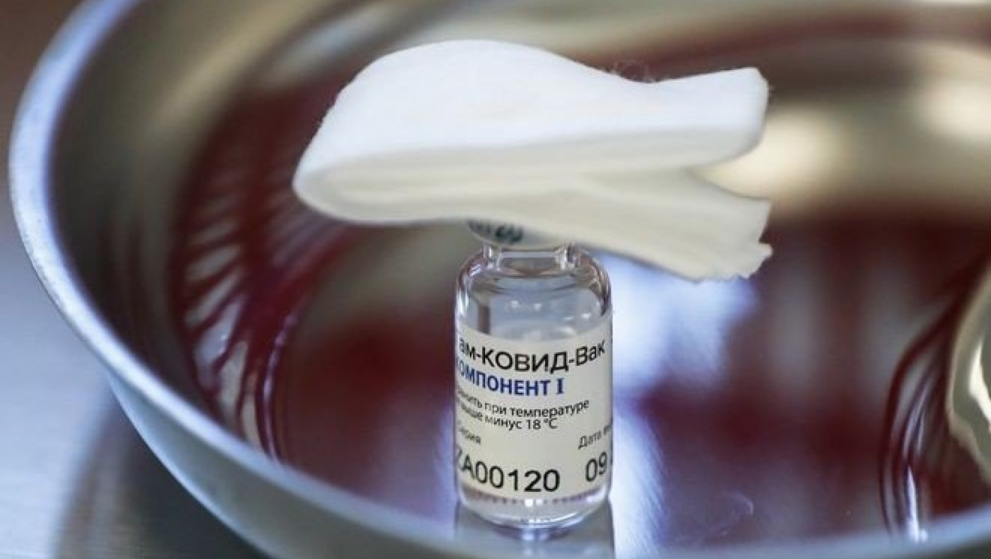 Κορωνοιός: Χωρίς αλκοόλ όσοι κάνουν το ρωσικό εμβόλιο Sputnik V!