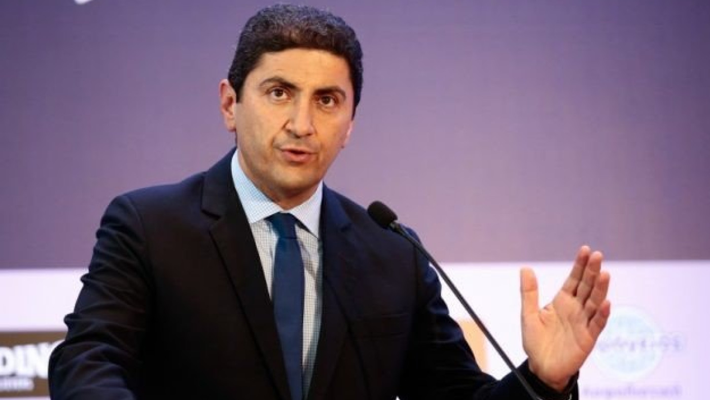 Αυγενάκης σε Δήμους: «Πετάξτε έξω όσες ομάδες δεν είναι στο Μητρώο!»