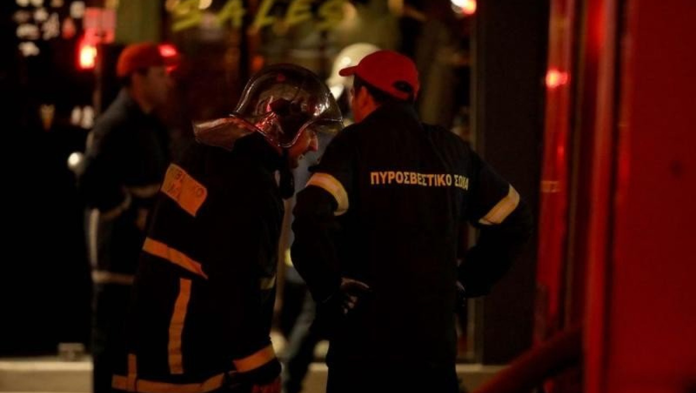 Θεσσαλονίκη: Φωτιά σε προαύλιο επιχείρησης στο Ωραιόκαστρο-Επί ποδός η Πυροσβεστική