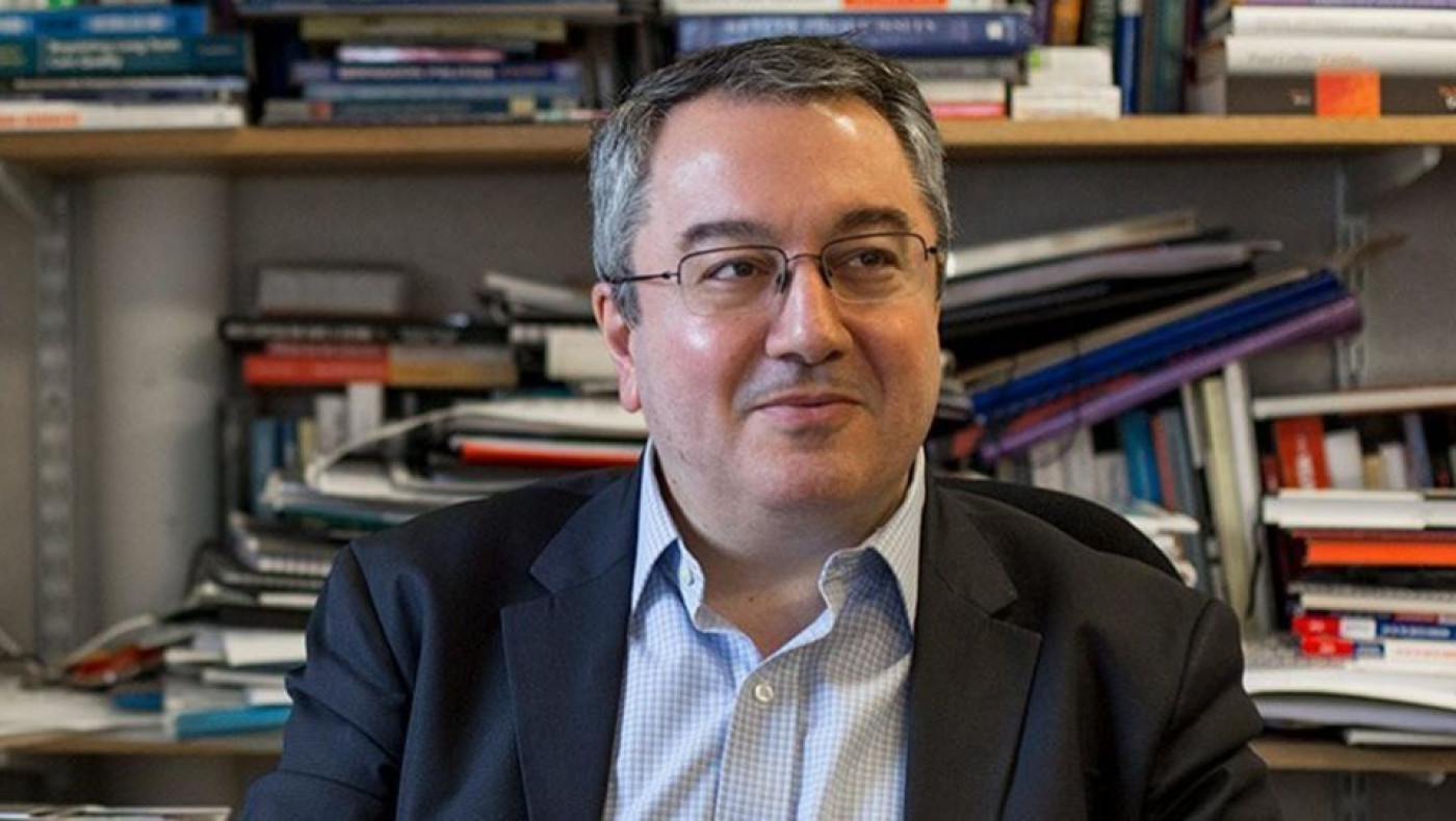 Μόσιαλος: «Αυτό είναι το τεστ-παπ της πανδημίας»