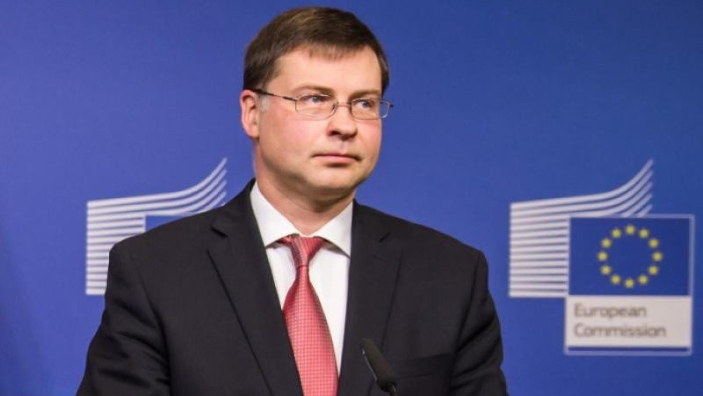 Ντομπρόφσκις: «Εμείς προσπαθούμε. Η Ελλάδα να τηρήσει τις δεσμεύσεις της!»