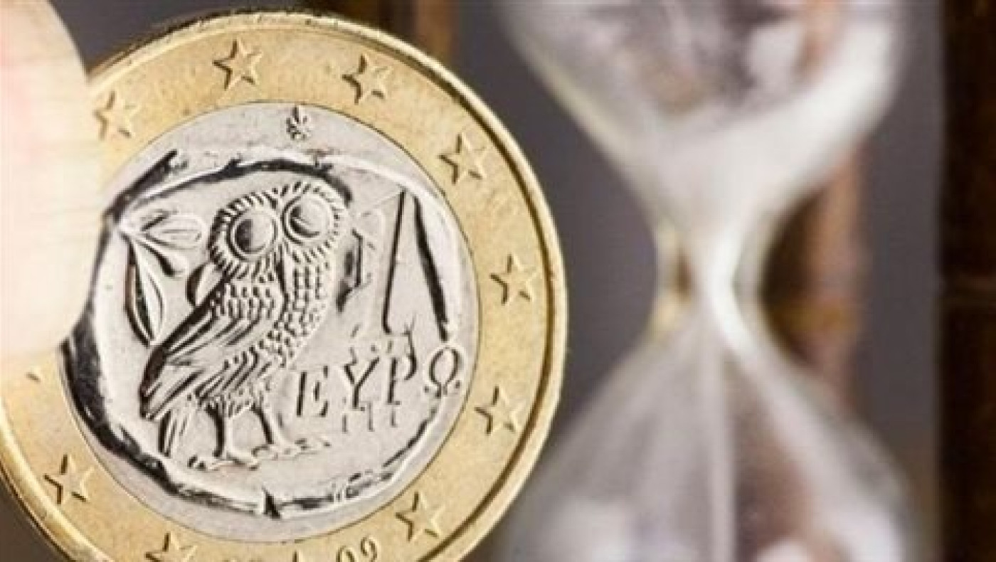 Η Ελλάδα και η δαμόκλειος σπάθη της χρεοκοπίας