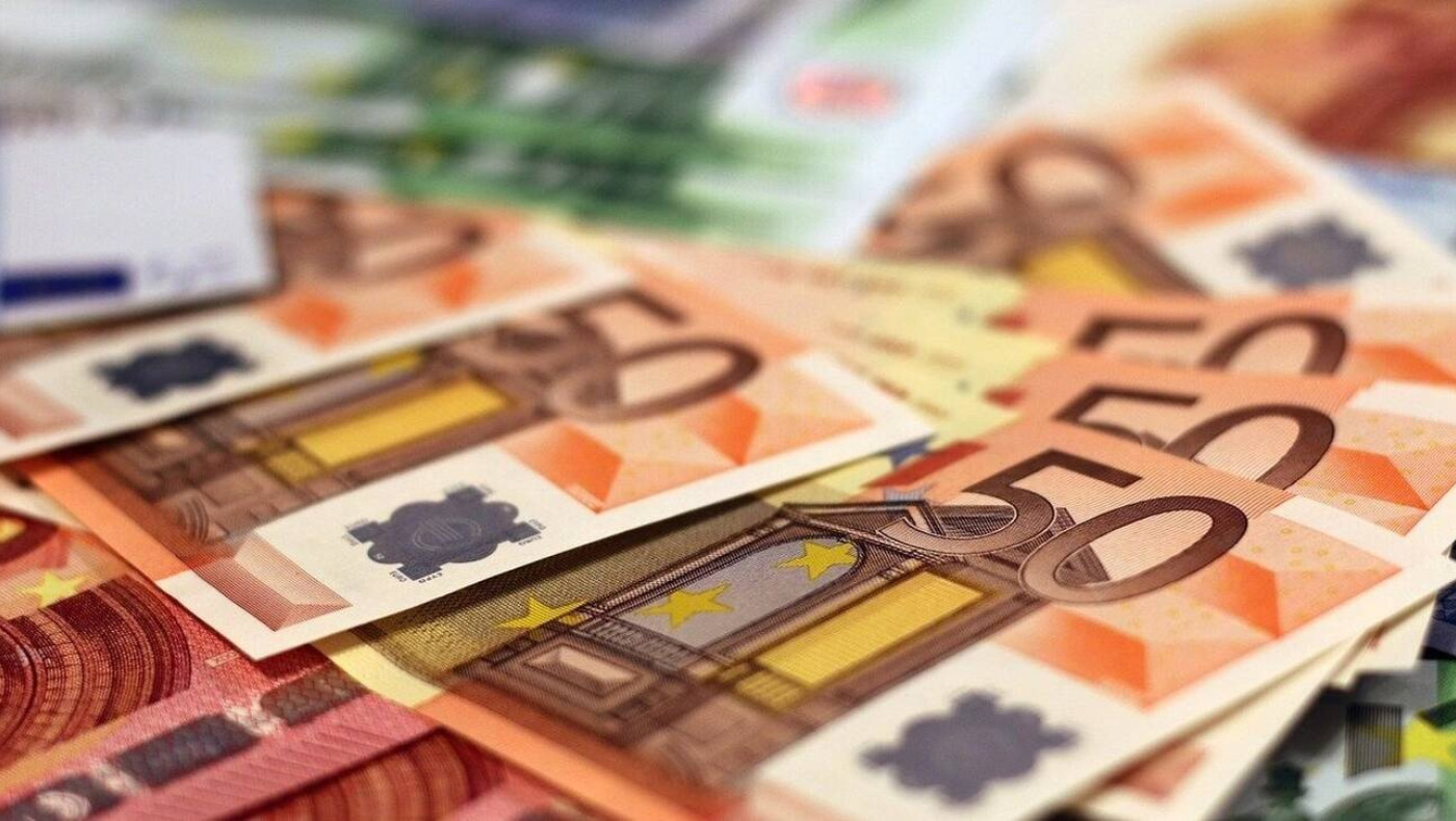Επίδομα παιδιού: Αργεί η πρώτη πληρωμή με τα αυξημένα ποσά, κόφτες θα κόβουν δικαιούχους