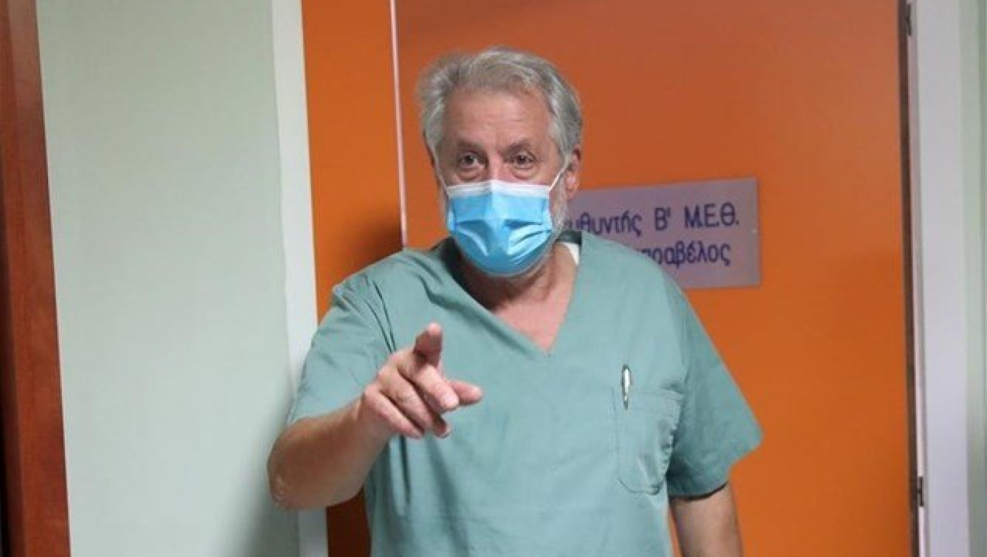 Καπραβέλος: «Κινητή χειροβομβίδα ο μη εμβολιασμένος»