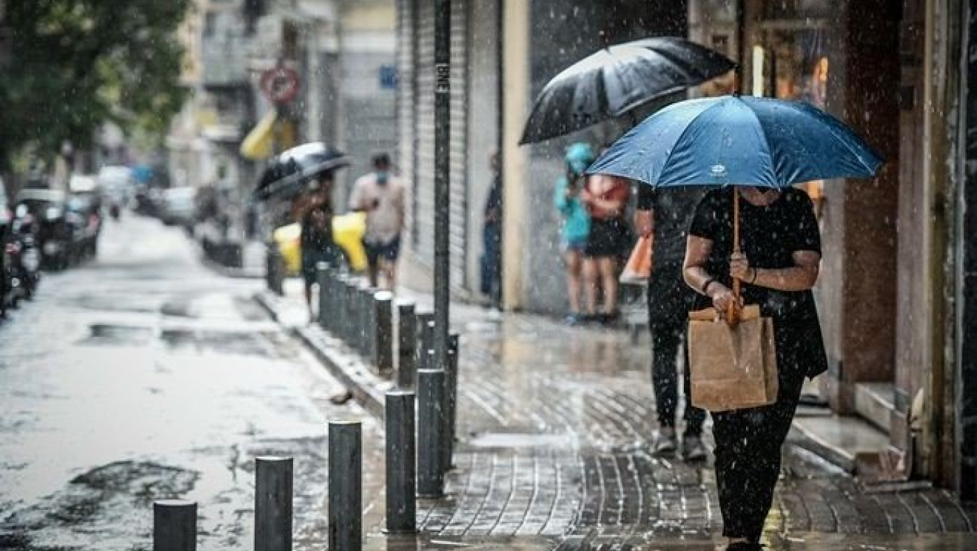 Δείτε το βίντεο: Έντονη χαλαζόπτωση στη Θεσσαλονίκη σε μέγεθος... ρεβυθιού!