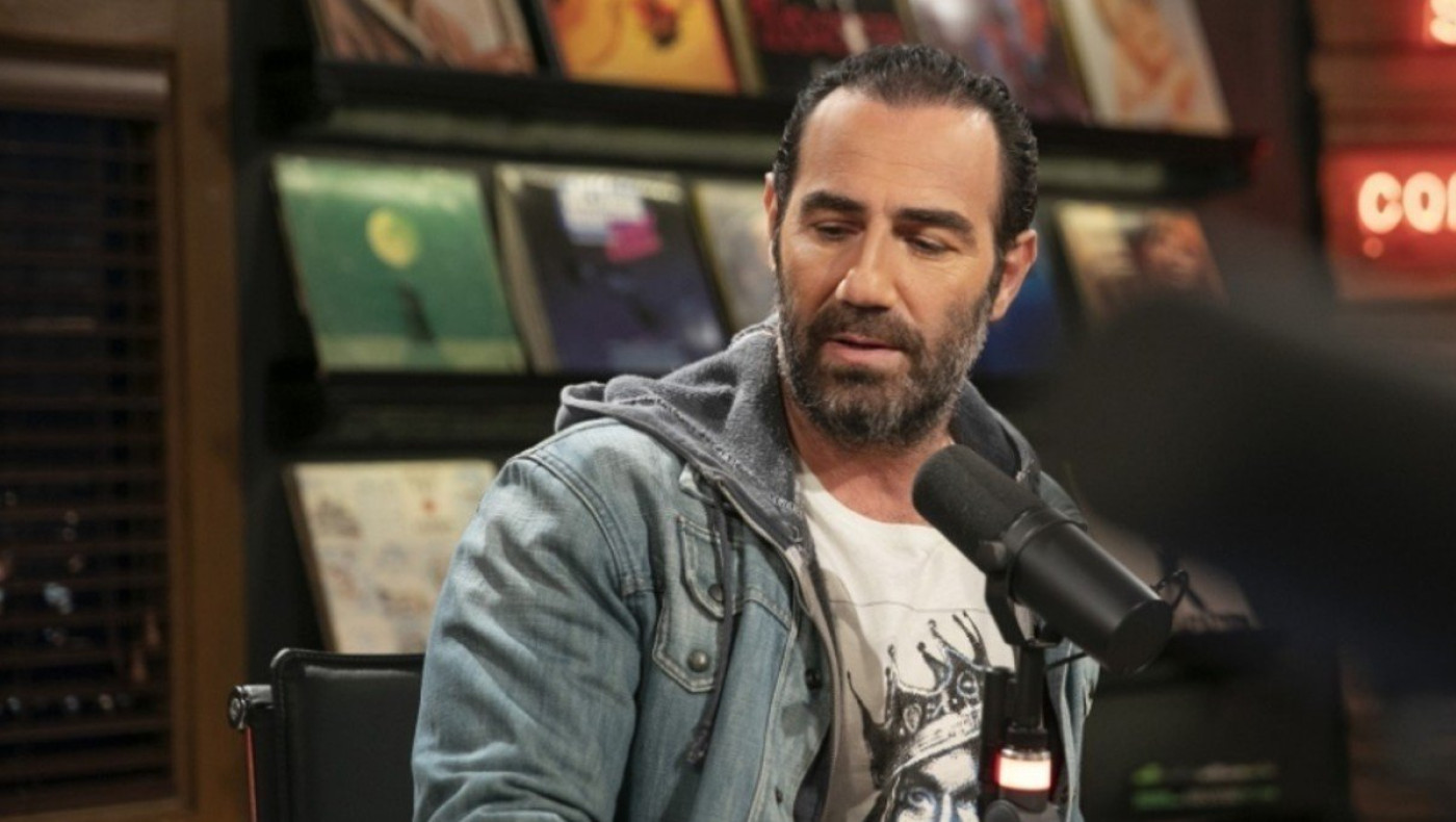 Κανάκης: «Ο Καραμανλής δεν θα έπρεπε να παραιτηθεί, θα έπρεπε να συλληφθεί» - Ξέσπασε κατά δημοσιογράφων: «Δεν βρέχει, σας φτύνουν»