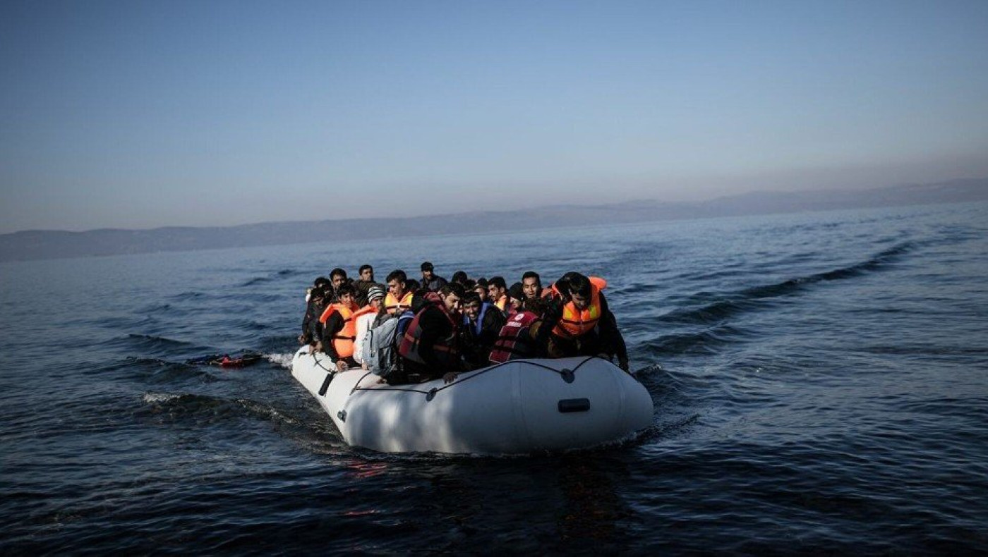 Λέσβος: Βρέφος έχασε τη ζωή του όταν βάρκα με πρόσφυγες προσέκρουσε σε βραχώδη ακτή