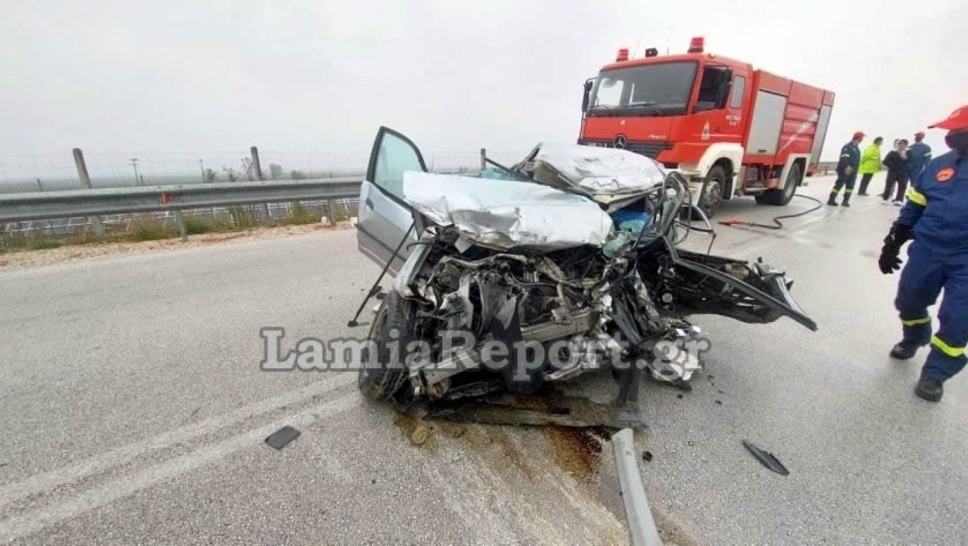 Τραγωδία: Ξεκληρίστηκε οικογένεια σε τροχαίο στο Δομοκό!
