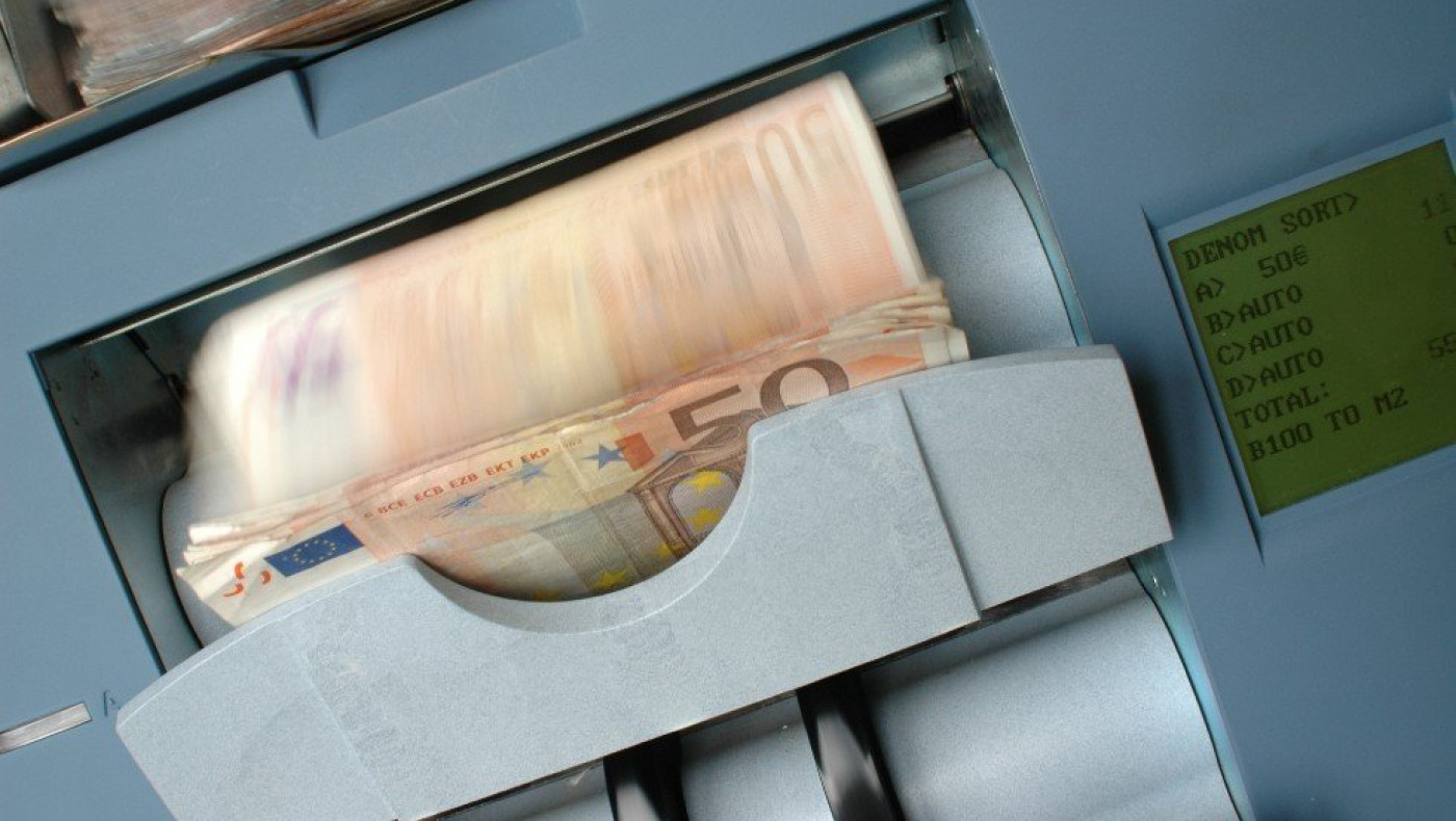 «Διπλός μποναμάς»: Ως 900 ευρώ σήμερα στους λογαριασμούς -Ποιοι πληρώνονται