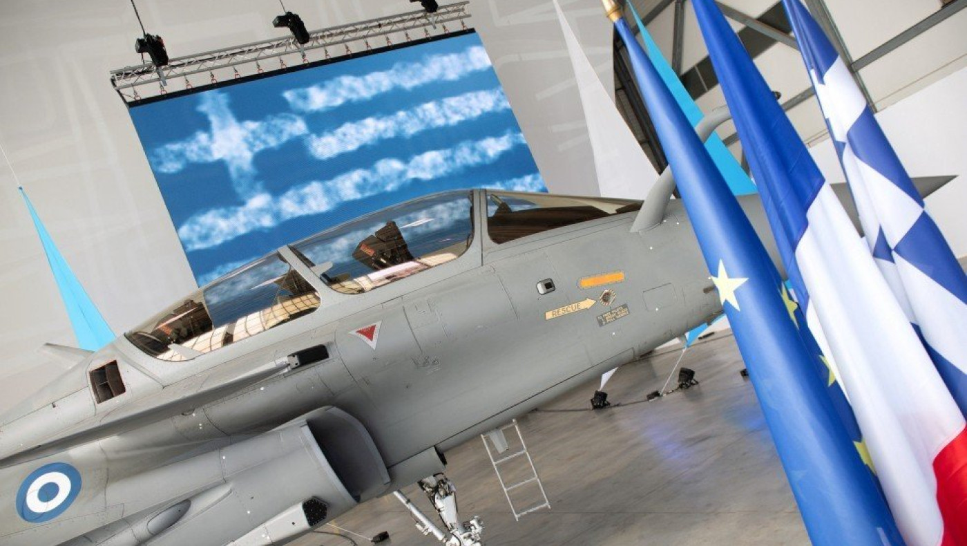 Έφτασαν τα Rafale: Προσγειώνονται στην Τανάγρα - Πέρασαν πάνω από την Ακρόπολη