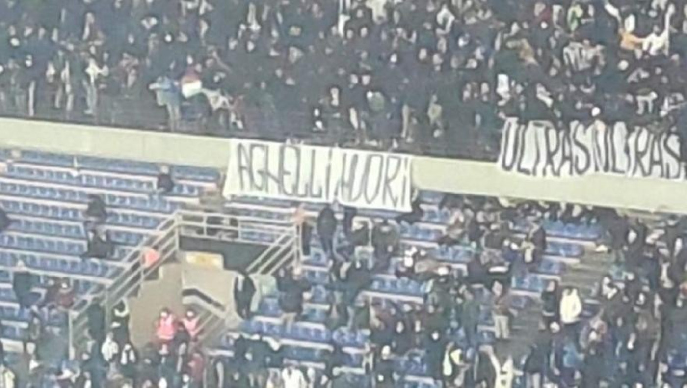 Πανό ντροπή για Ανιέλι