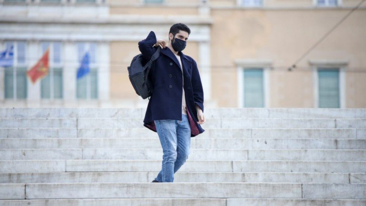 Κορωνοϊός: Για πόσο καιρό θα μας «συντροφεύει» η μάσκα