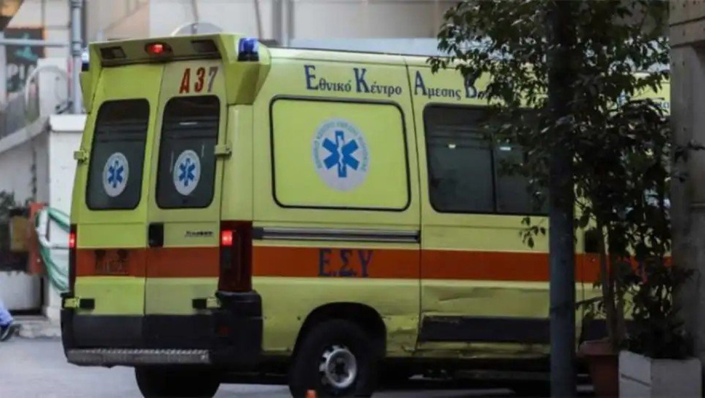 Θεσσαλονίκη: Ι.Χ. «καρφώθηκε» σε στάση του ΟΑΣΘ – 13χρονος ανάμεσα στους τραυματίες