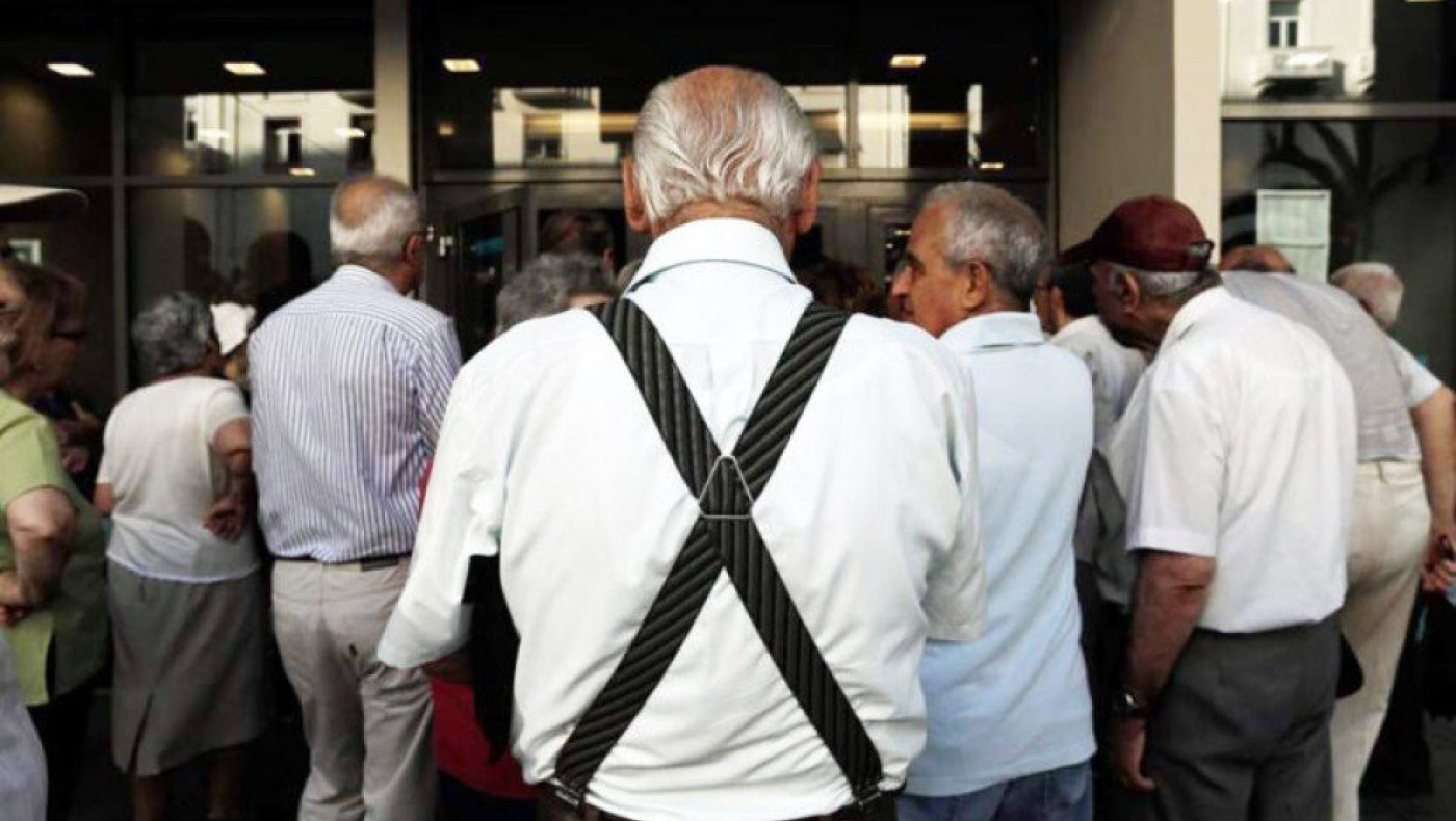 Fast track συντάξεις: Τι πρέπει να γνωρίζουν οι ασφαλισμένοι
