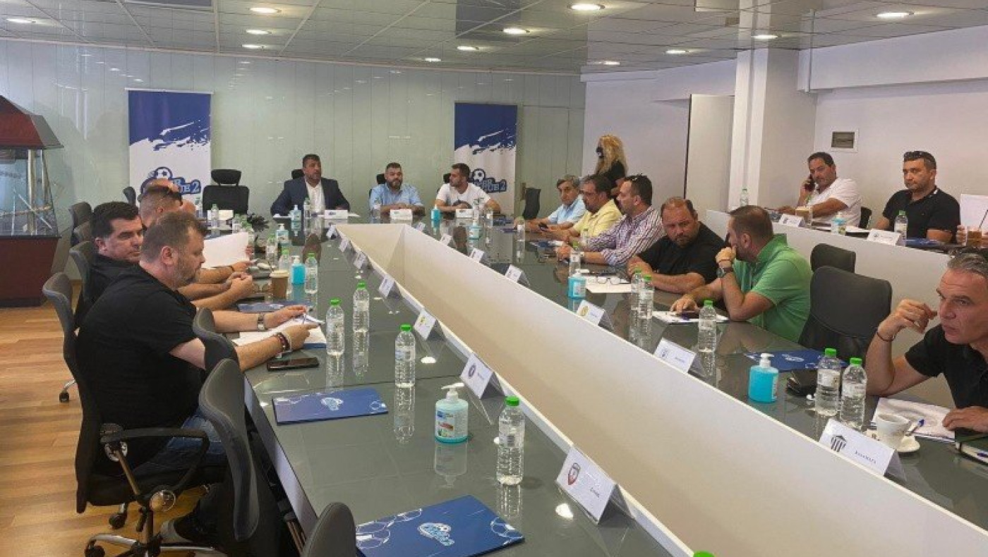 Η SL 2 όπου, ως είθισται, τα πάντα είναι στον αέρα και η... είσοδος του Αχιλλέα Νταβέλη