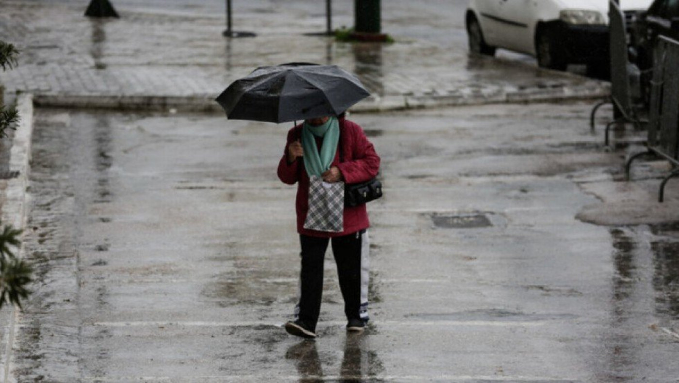 Καιρός: Ραγδαία αλλαγή με καταιγίδες, χιόνια και πτώση της θερμοκρασίας