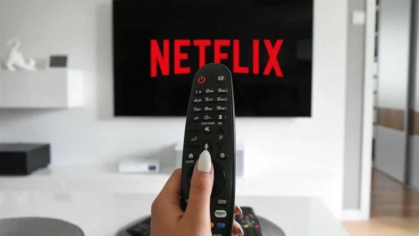 Τα πάνω–κάτω στο Netflix: «Μαχαίρι» σε όσους δανείζονται κωδικούς