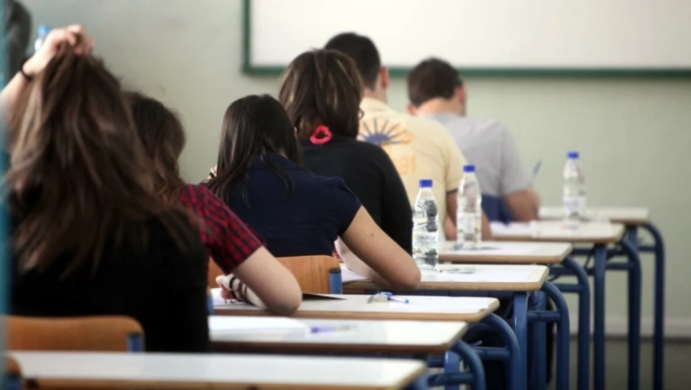 Πανελλαδικές: Πρεμιέρα με Νεοελληνική Γλώσσα και Λογοτεχνία (vid)
