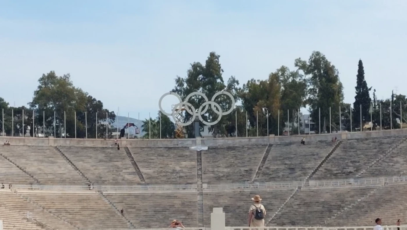 Οι Ολυμπιακοί Κύκλοι τοποθετήθηκαν ξανά στο Παναθηναϊκό Στάδιο