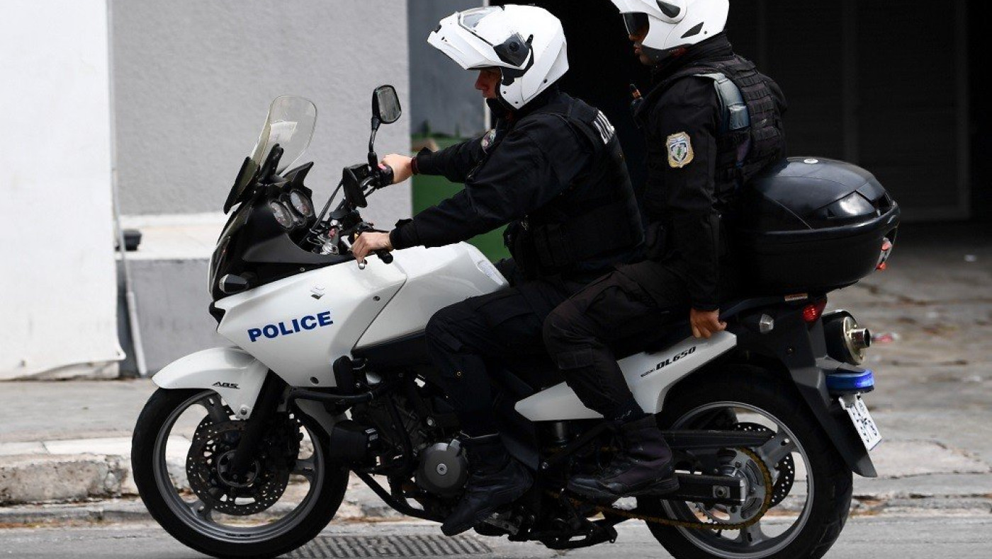 Πάτρα: Ξυλοκόπησαν 19χρονους λόγω...ελληνικής σημαίας