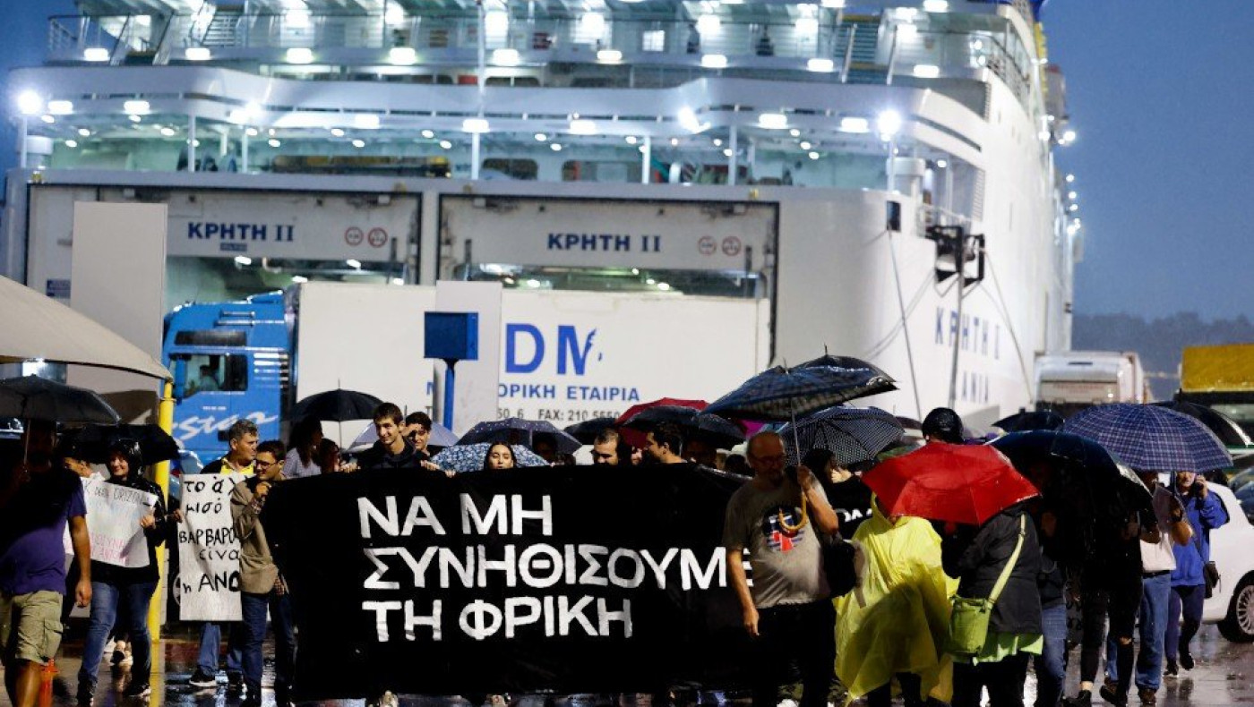 Τραγωδία στον Πειραιά: Καρατομήσεις και στο Λιμενικό για τη δολοφονία του Αντώνη Καρυώτη