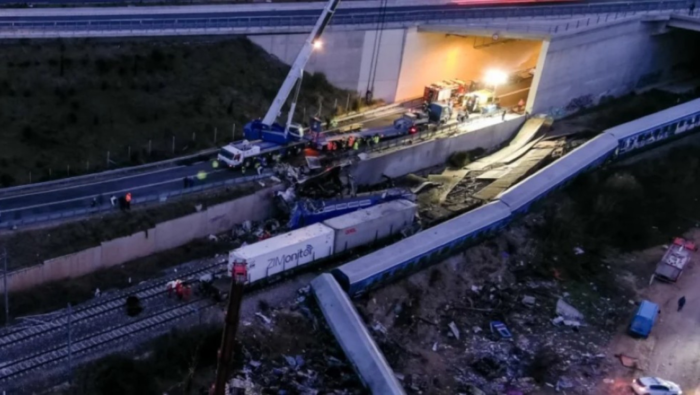 Τέμπη: Αντιπολιτευτικό μέτωπο και πρόταση δυσπιστίας – «Δεν πάει άλλο»