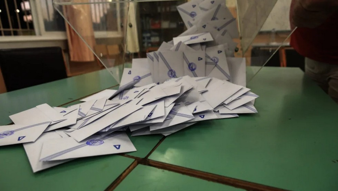 Δημοσκόπηση Opinion Poll: «Ψαλίδισε» τη διαφορά το ΠΑΣΟΚ-Ποια η διαφορά με τη ΝΔ