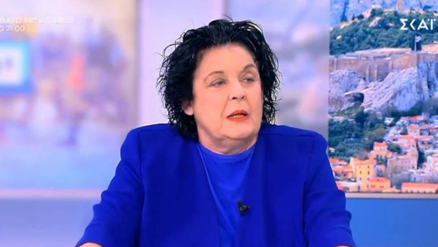 Κανέλλη: «Κάπνιζα 4 πακέτα τσιγάρα τη μέρα-Κόντεψα να χάσω τη ζωή μου»