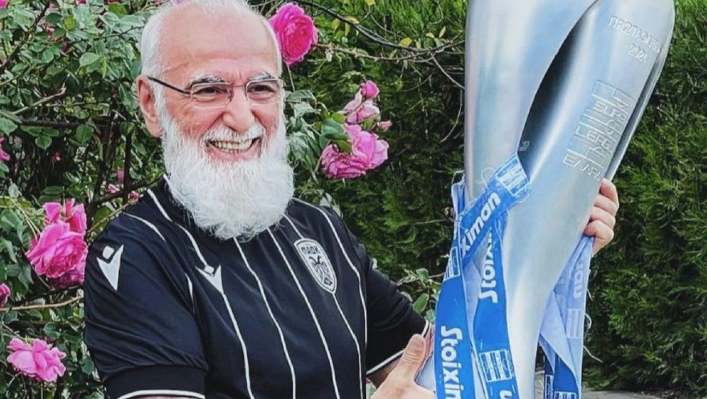 Οι ευχές του ΠΑΟΚ και του Ιβάν Σαββίδη για το 2025!