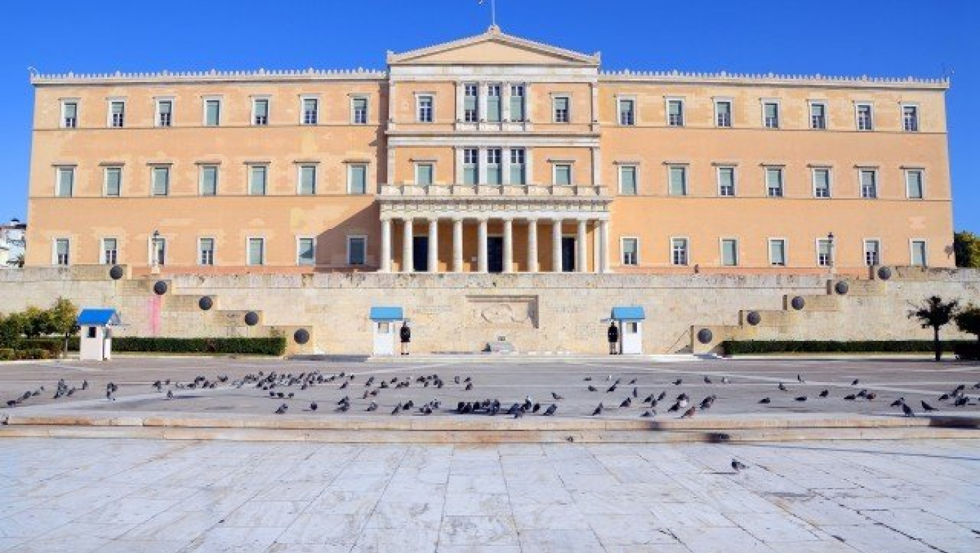 Βουλή: Υπερψηφίστηκε από τις Επιτροπές το ασφαλιστικό νομοσχέδιο