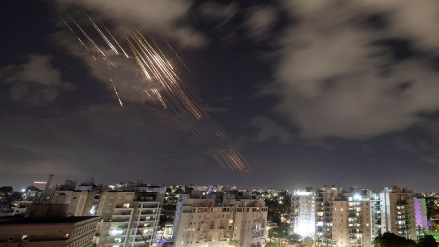 Ισραήλ: Ορατή μέχρι και στην Κύπρο η πυραυλική επίθεση του Ιράν (vid)