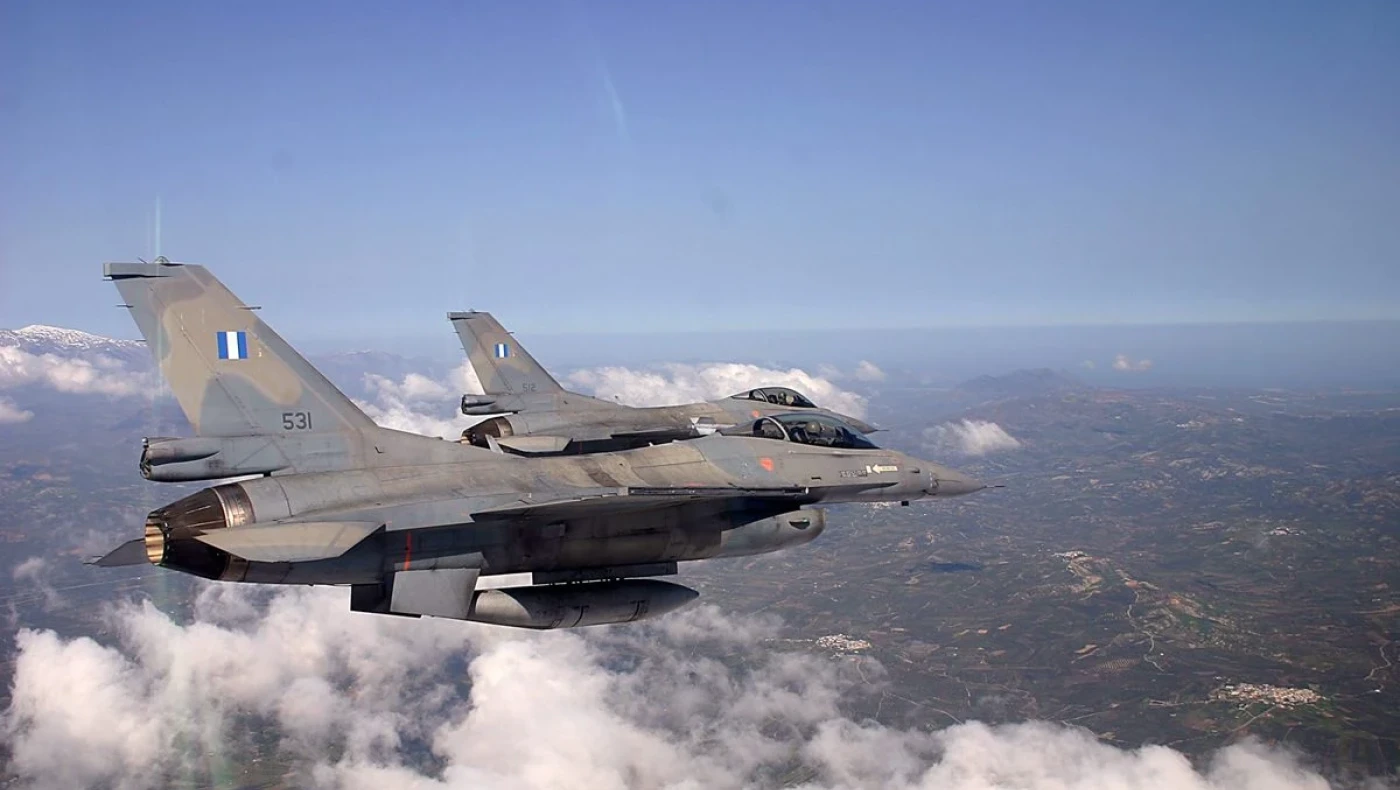 Τι συμβαίνει με το πρόγραμμα αναβάθμισης F-16 Block 52 και Adv