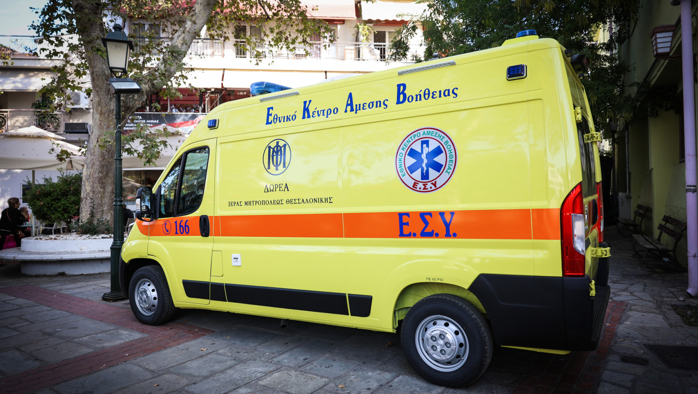 Τραγωδία στην Αρτέμιδα: Νεκρός στον ύπνο του 17χρονος