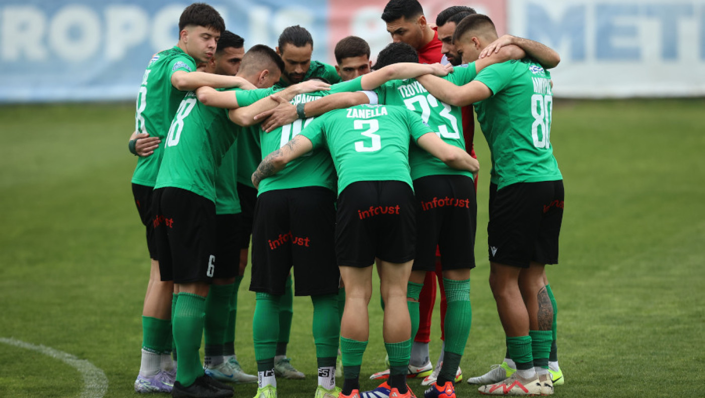 Μακεδονικός-ΑΕΛ: Pasillo στους Πρωταθλητές (pics, vid)