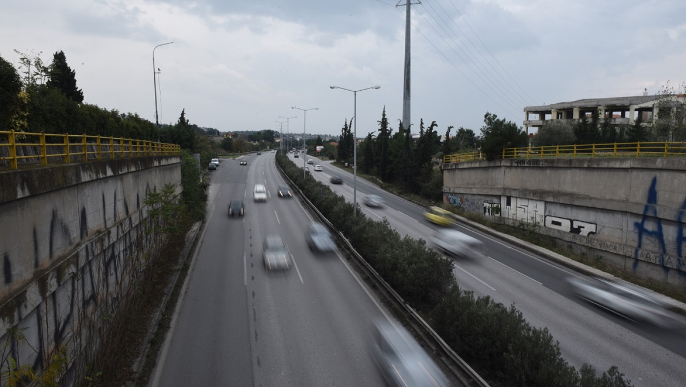 Θεσσαλονίκη: Πεσμένος άνδρας στον περιφερειακό