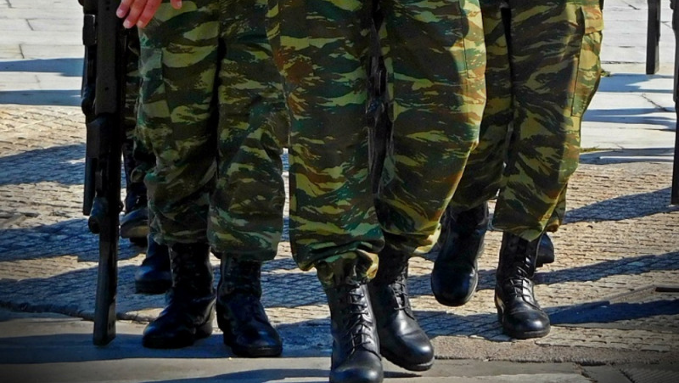 Υποχρεωτική η θητεία στα 25: Οργή φοιτητών για την αναβολή στρατού
