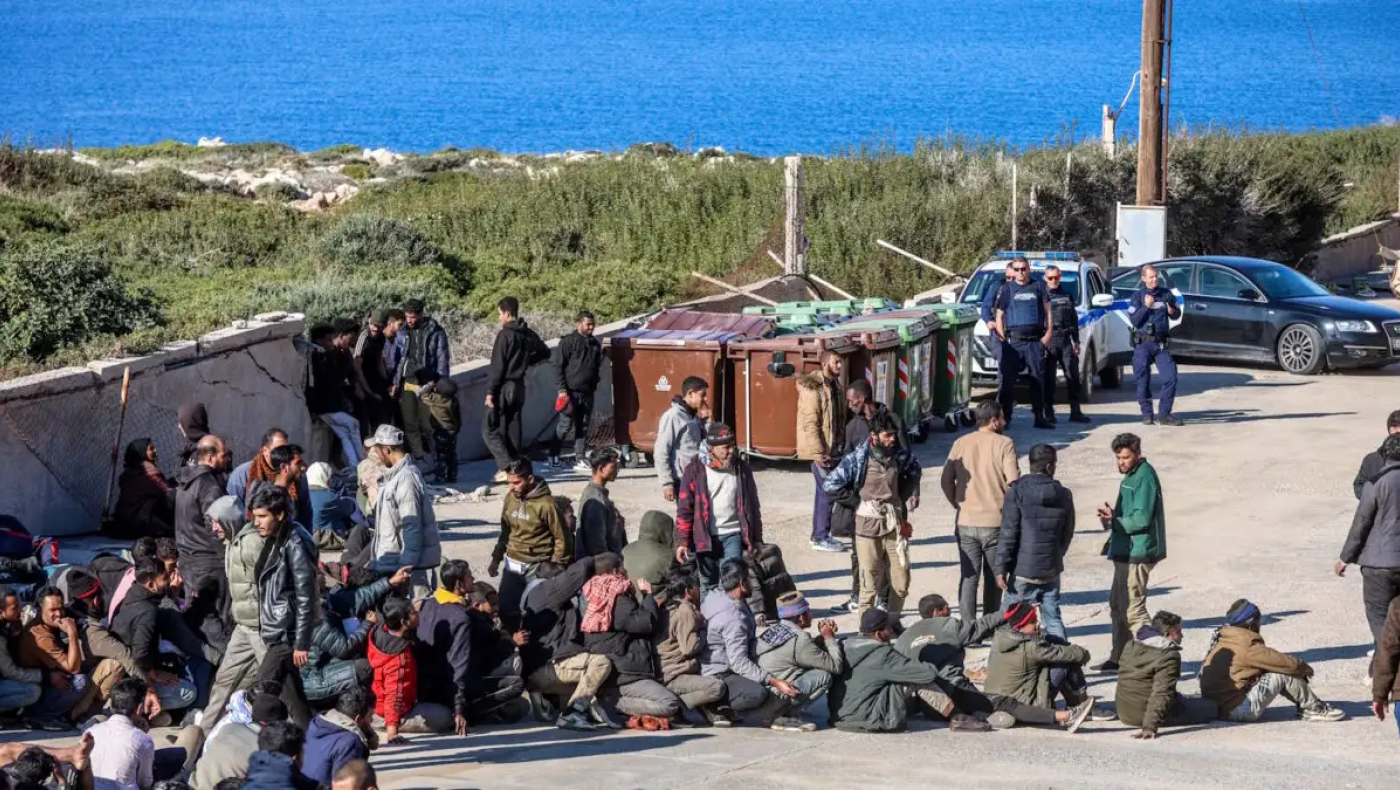 Μεταναστευτικό: Υπέρ της απέλασης παράτυπων μεταναστών το 55,3% των πολιτών