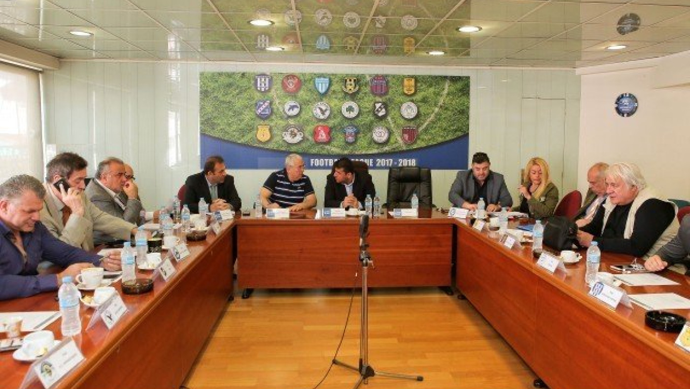 Εσκασε η «βόμβα»! Ζητά 16,8 εκ. ευρώ από τη Super League