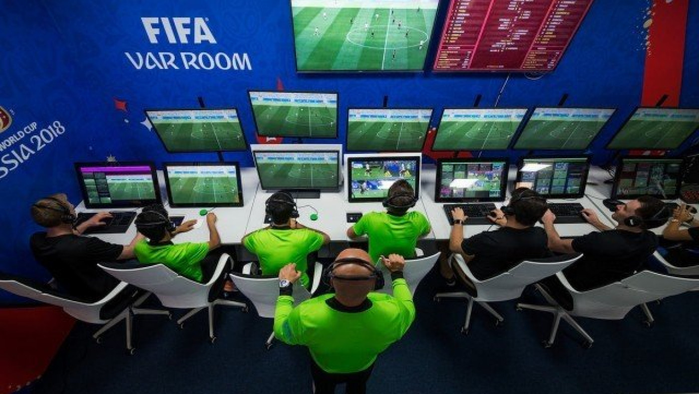 Της κακομοίρας:           Δεν αποδίδει δικαιοσύνη το VAR