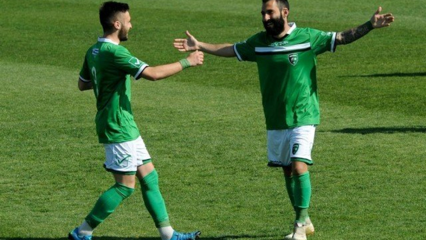 Αποχαιρετιστήριο τραπέζι στον     Μακεδονικό (pic)