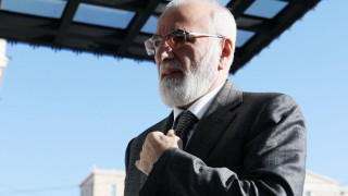 Μήπως είναι πιο καλή η μοναξιά για τον Ιβάν