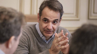 Τηλεδιάσκεψη Μητσοτάκη με συντονιστές της Hellas CΟVID-19