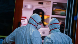 LIVE: Όλες οι εξελίξεις από το «μέτωπο» με τον κορωνοϊό