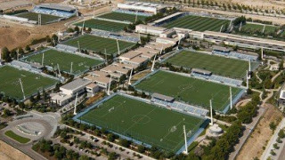 Σε καραντίνα ολόκληρη η Ρεάλ, κορωνοϊό ο Τόμκινς