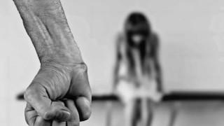 Τι προβλέπει ο νόμος για την προστασία των παιδιών από σεξουαλική κακοποίηση