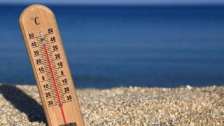 «Φλέγεται» η Λάρισα: Θερμόμετρο έδειξε 56 βαθμούς (vid)
