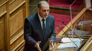 Βελόπουλος: «Δεν θα έβαζα στο παιδί μου μάσκα στο σχολείο»