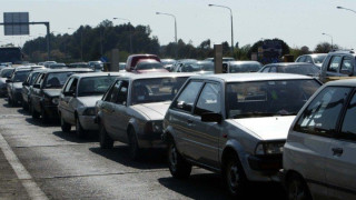 Αυξημένη κίνηση και χαμηλές ταχύτητες στο δρόμο προς Χαλκιδική
